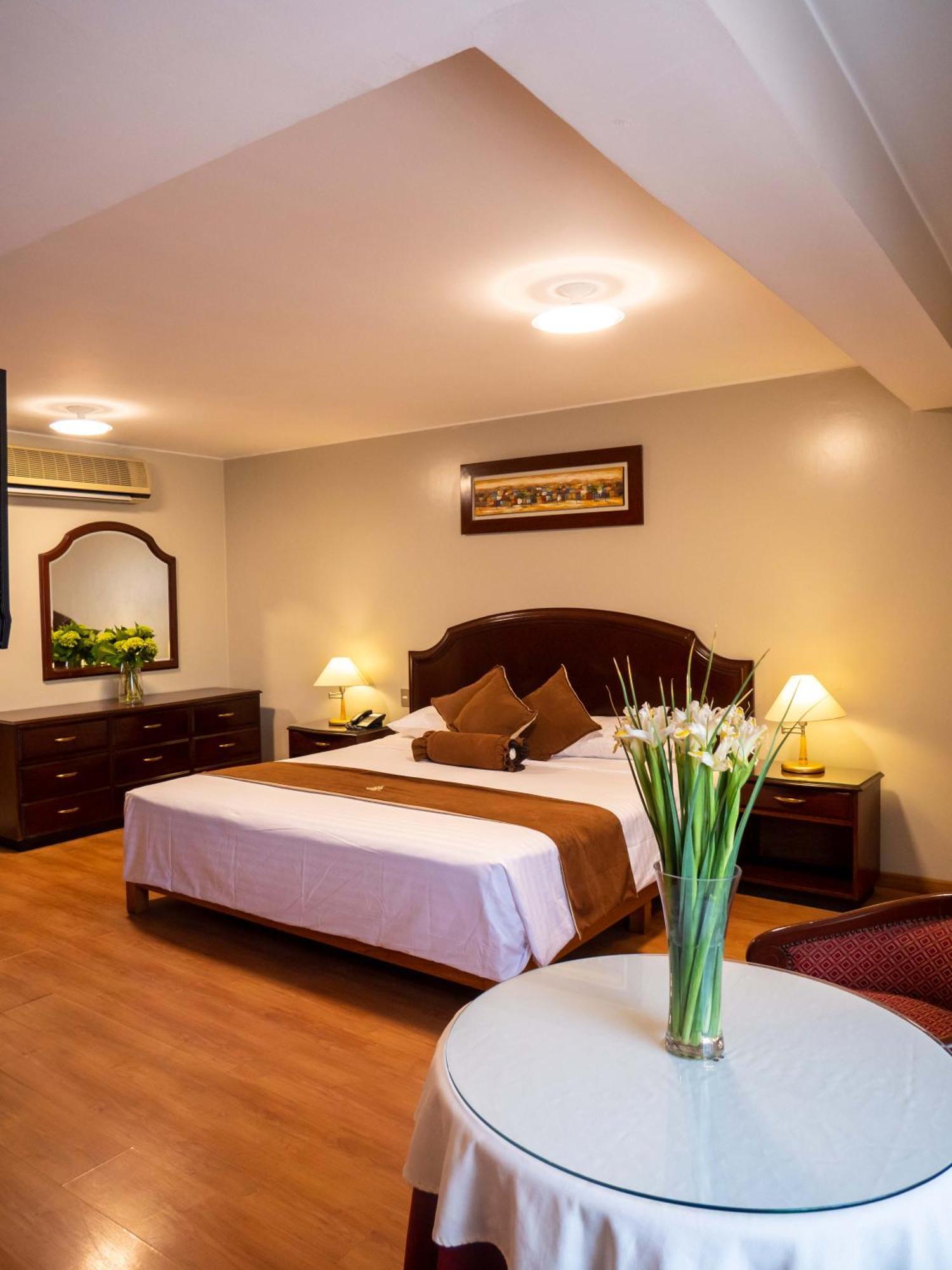 Britania San Borja Hotel