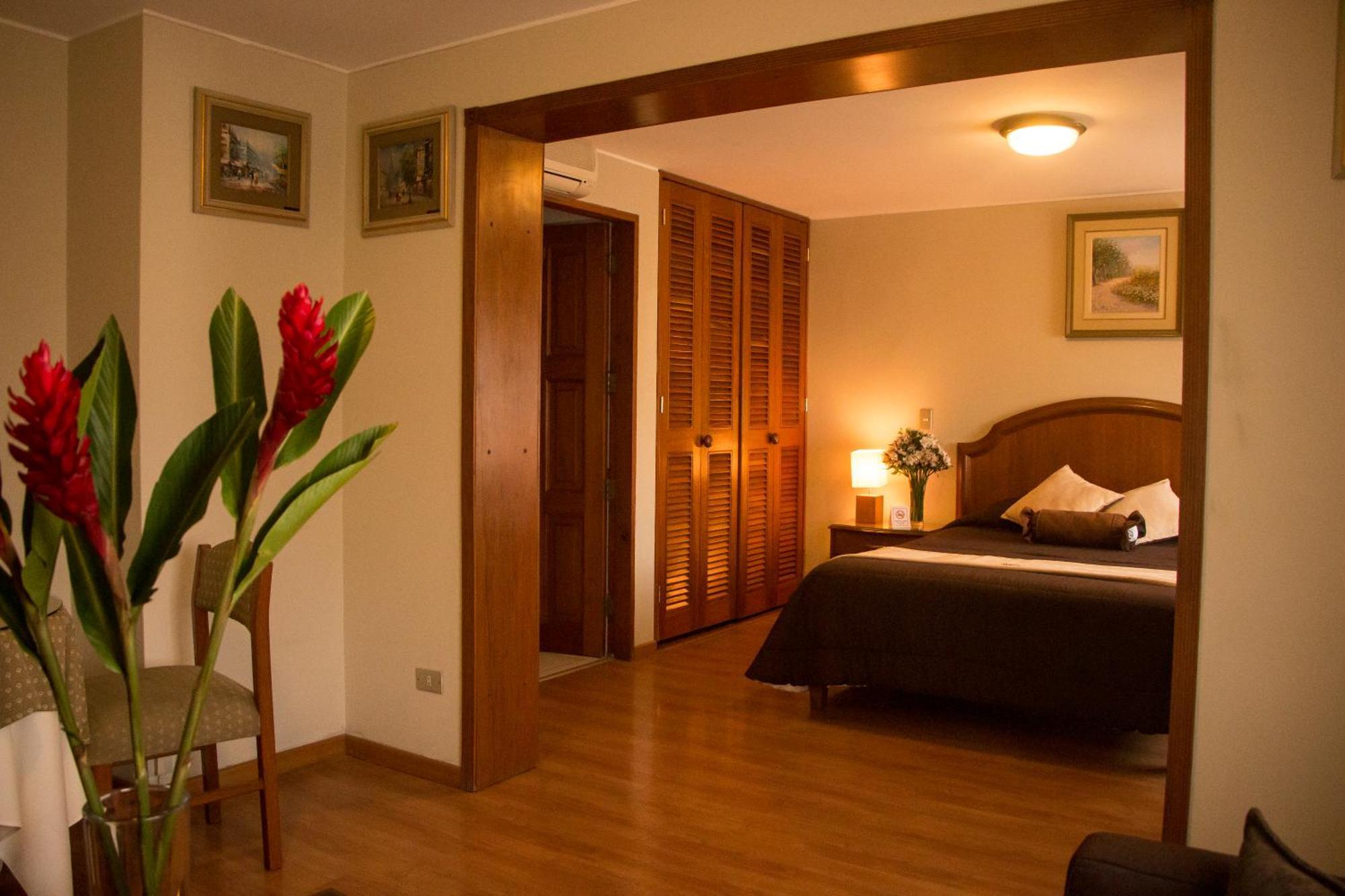 Britania San Borja 3* Lima